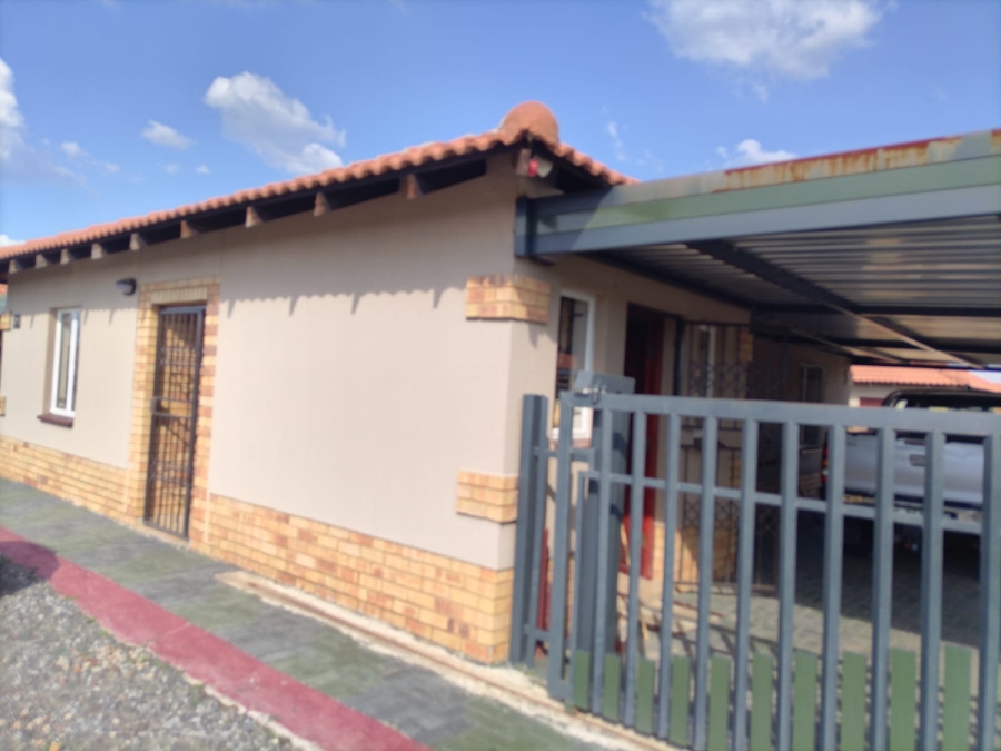 3 Bedroom Property for Sale in Waterkloof North West